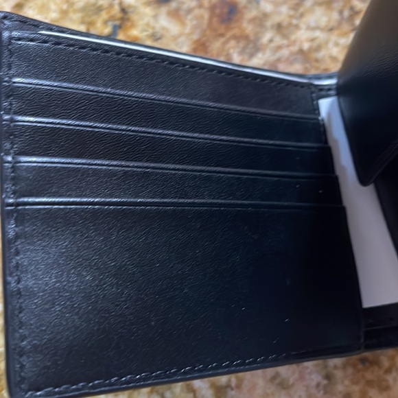 Sold - Picture 3 of 4